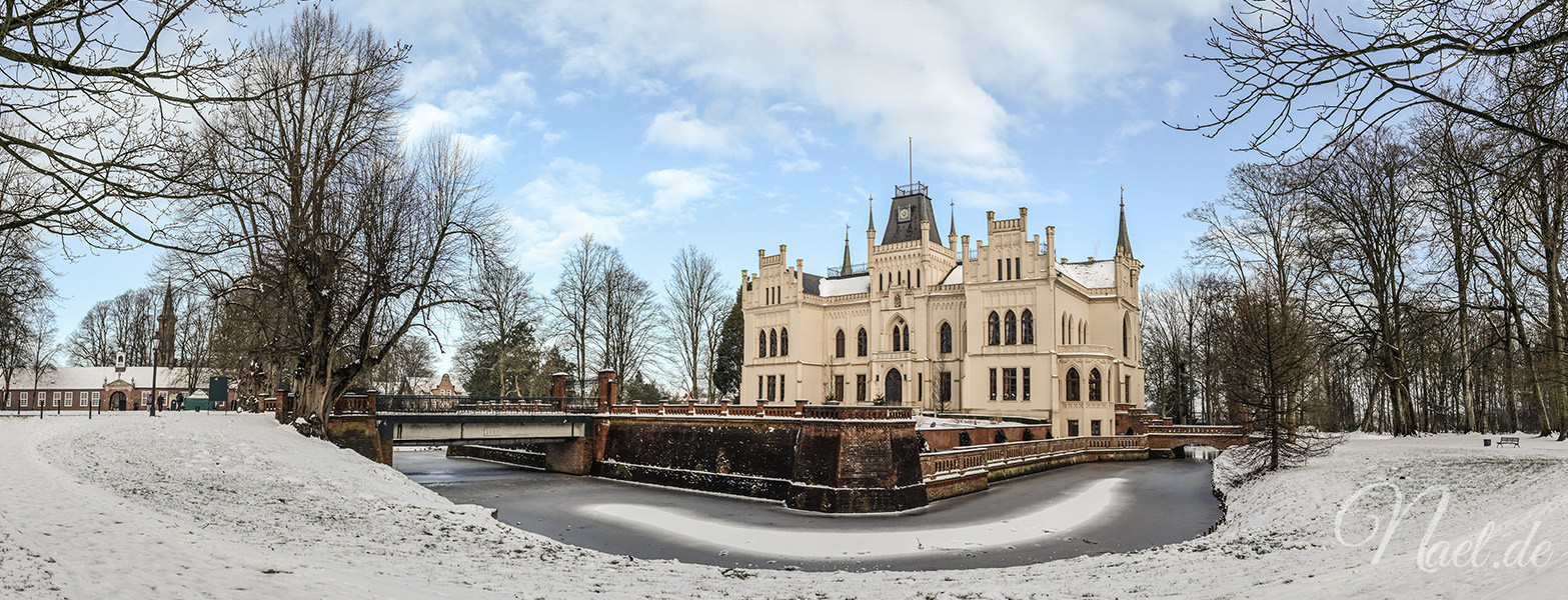 Schloss Evenburg und Schlosspark - Winter - Schnee